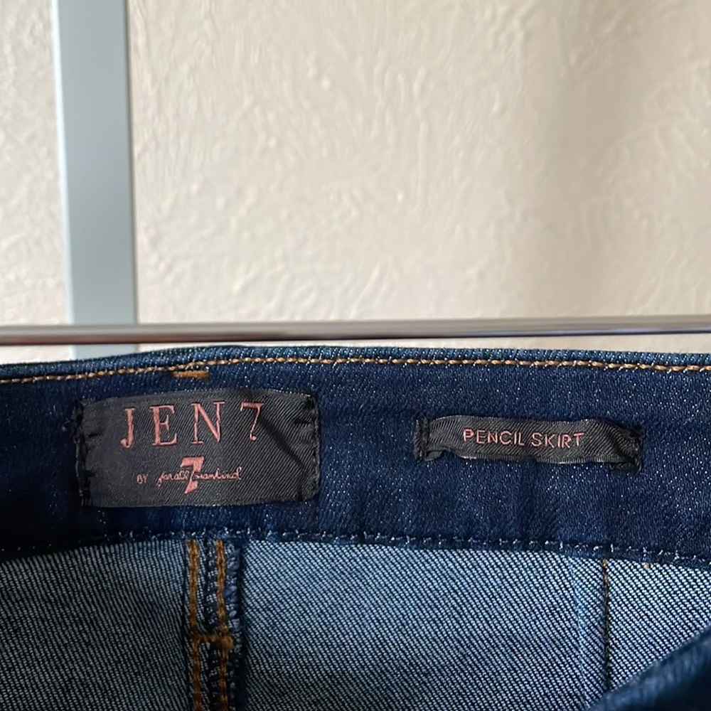 Gen7 for all mankind button down dark wash denim pencil skirt - Picture 9 of 11